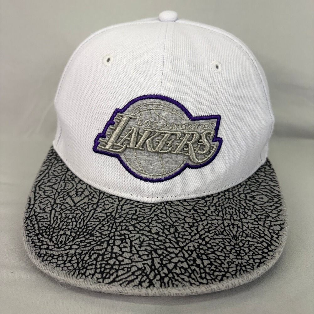 Ultra Game NBA Lakers Hat Snapback Mens OSFM White Elephant Print Cap